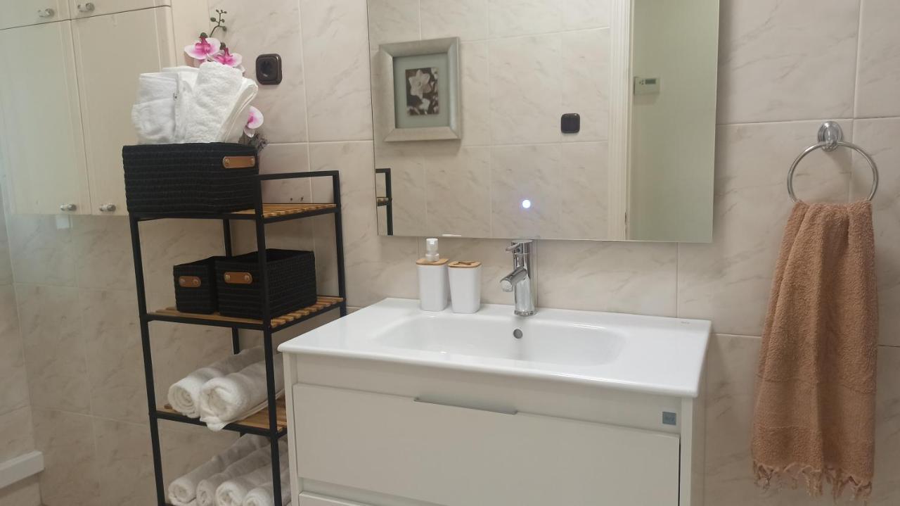 Ohana, Apartamento-Parking Privado Gratis-Centrico-Wifi-Ascensor-Sin Cuestas-82M2 Bermeo Exterior photo