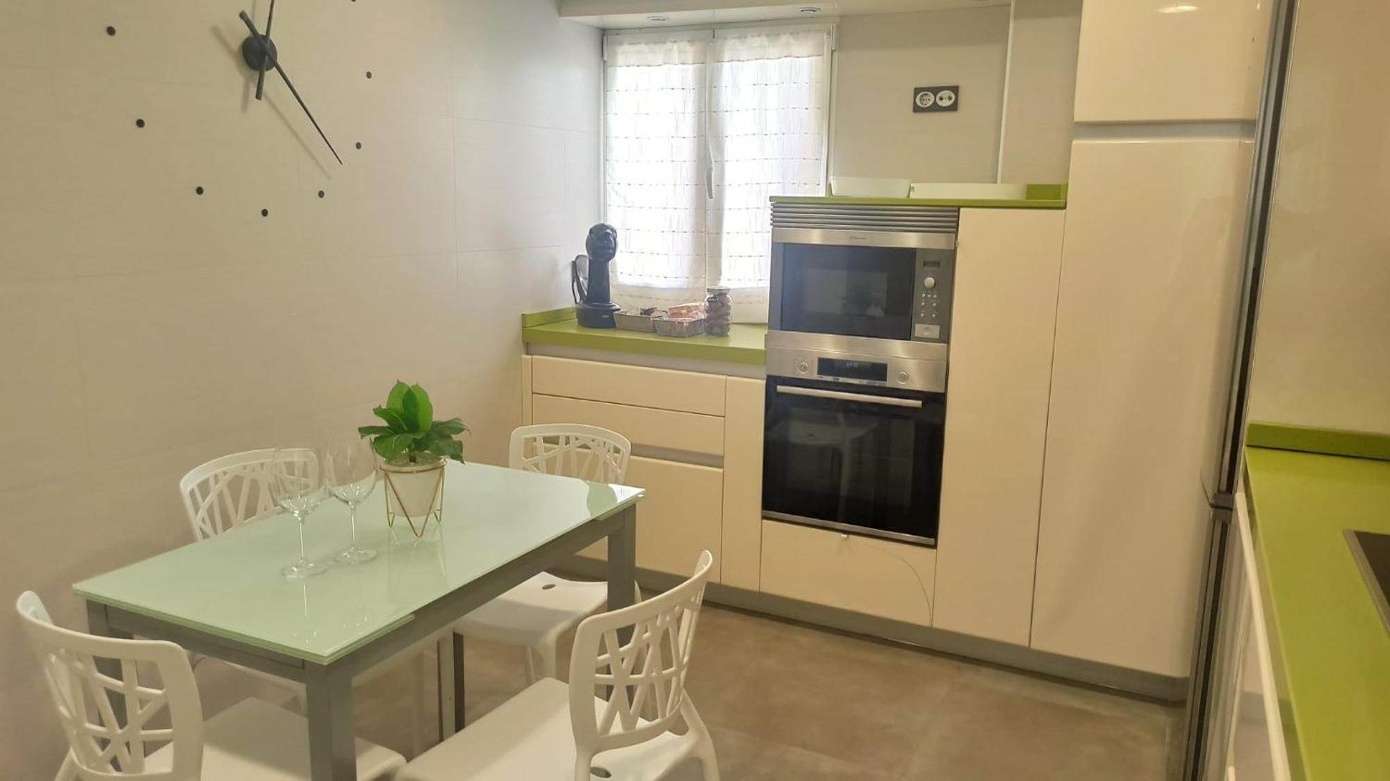 Ohana, Apartamento-Parking Privado Gratis-Centrico-Wifi-Ascensor-Sin Cuestas-82M2 Bermeo Exterior photo